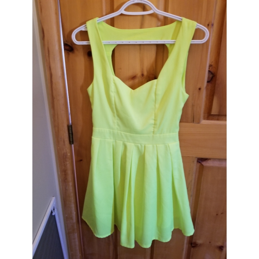 Yellow dress